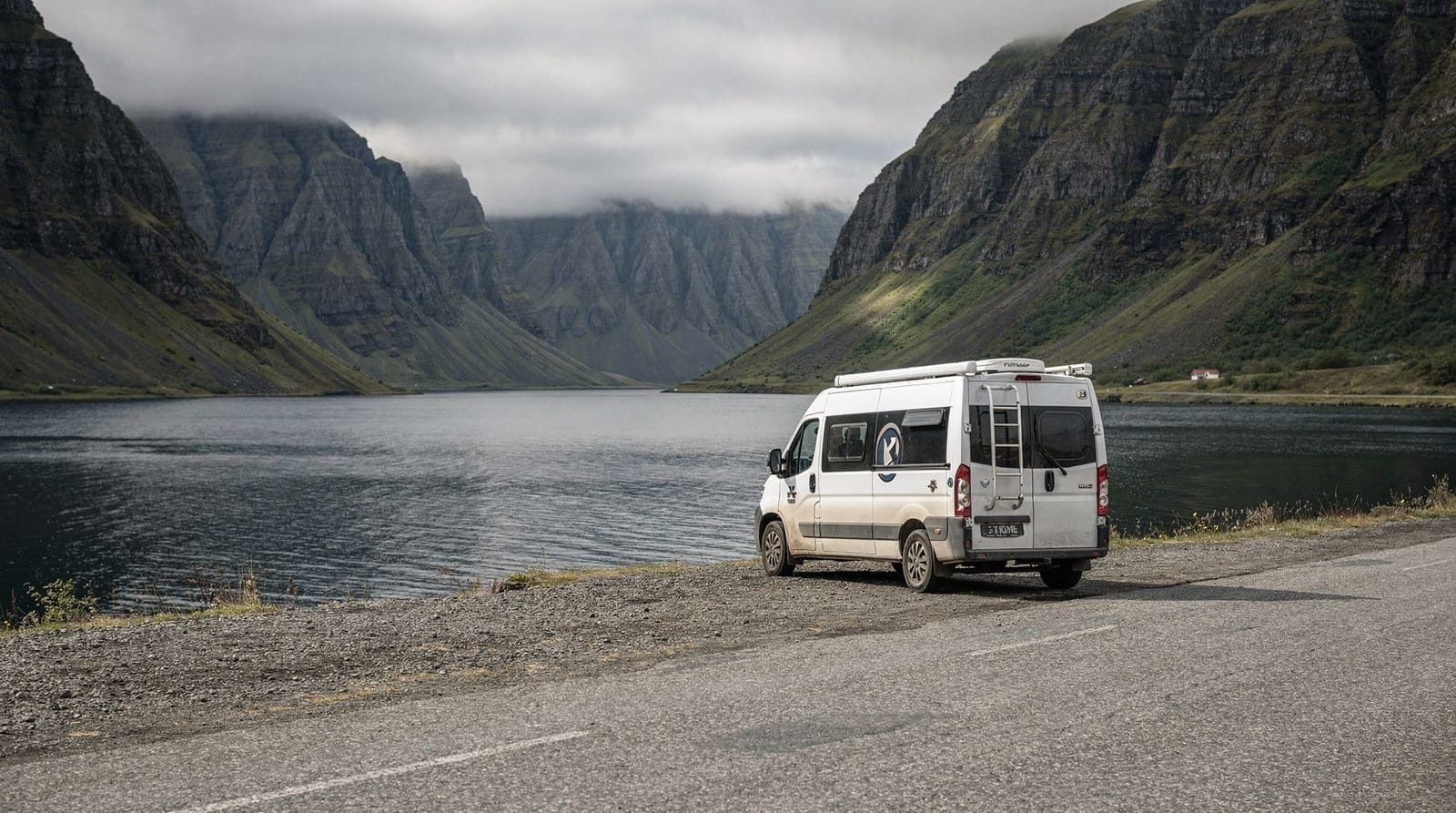 Iceland on a Budget: Real Tips That Actually Work — Practical Iceland budget tips: Bonus supermarket, happy hours, Flybus vs taxi, f
