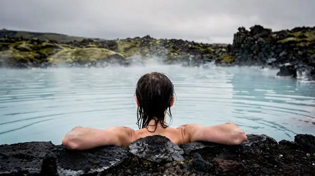 Blue Lagoon: Admission Package with Drink, Towel, and Mask