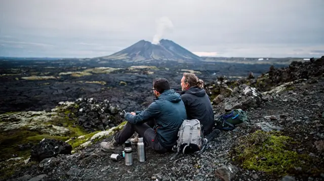 Reykjavík: Half-Day Guided Hike of Fagradalsfjall Volcano