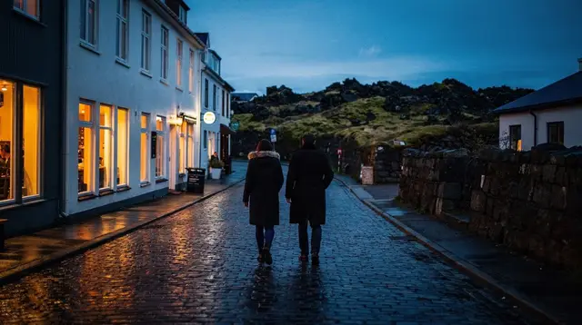 Reykjavik: Evening Icelandic Food and Drink Tour
